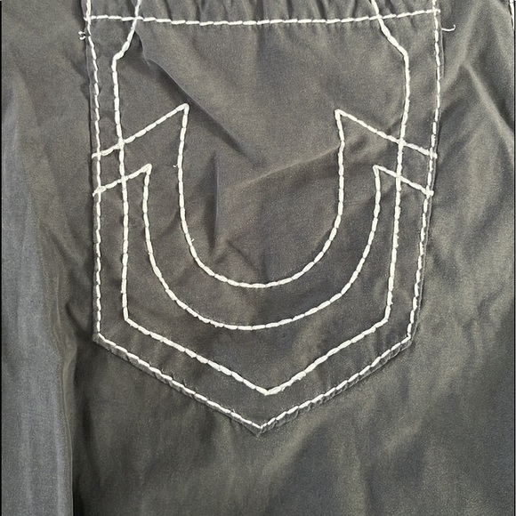 Men’s True Religion Swim Shorts. - Picture 2 of 7